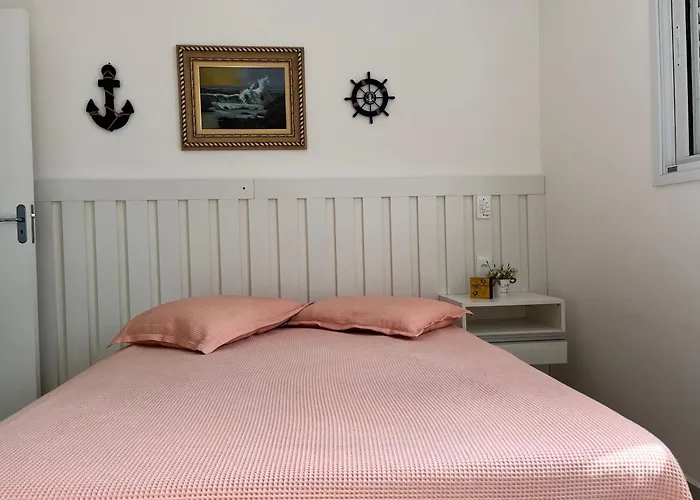 Apt Familiar-Condomínio fechado UBATUBA